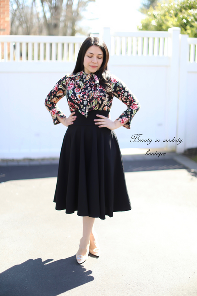 Black Pocketed Midi Skirt