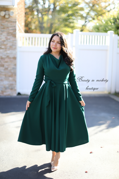 Eloise Hunter Green Midi Dress