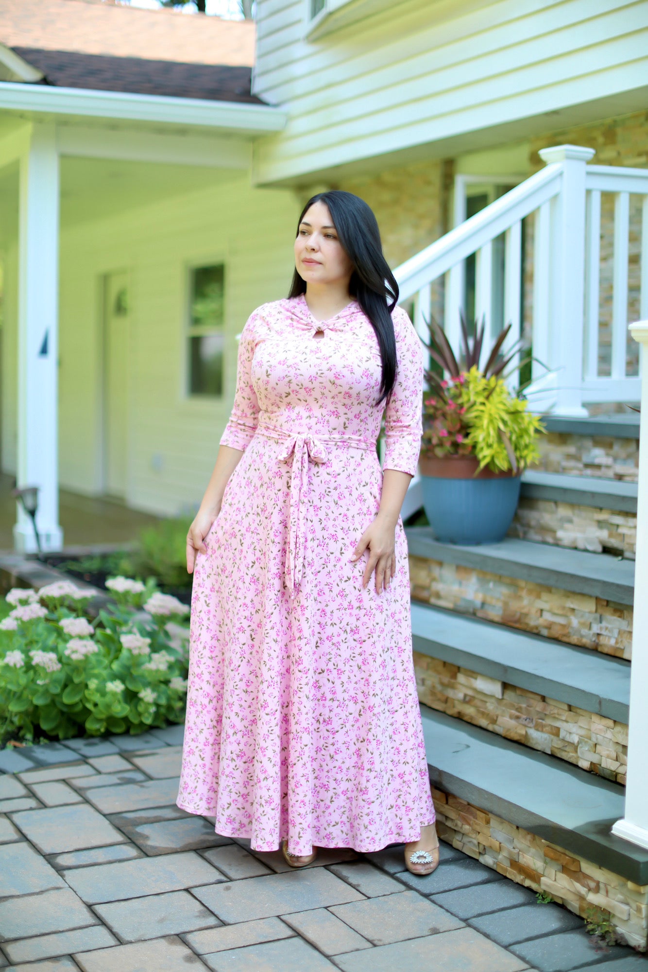 Soft Mini Flowers Maxi Dress