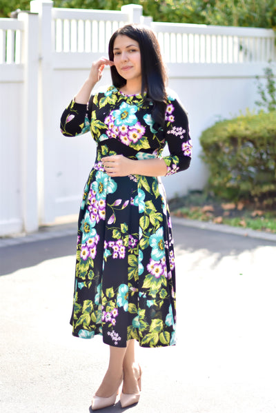 Sania Black Floral Midi Dress