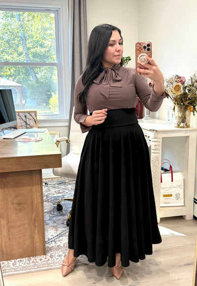 Black Maxi Skirt With Pockets