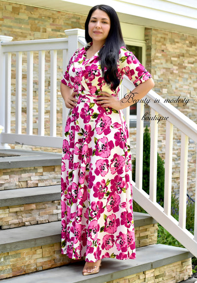 Nailah Rosas Ivory Floral Maxi Dress